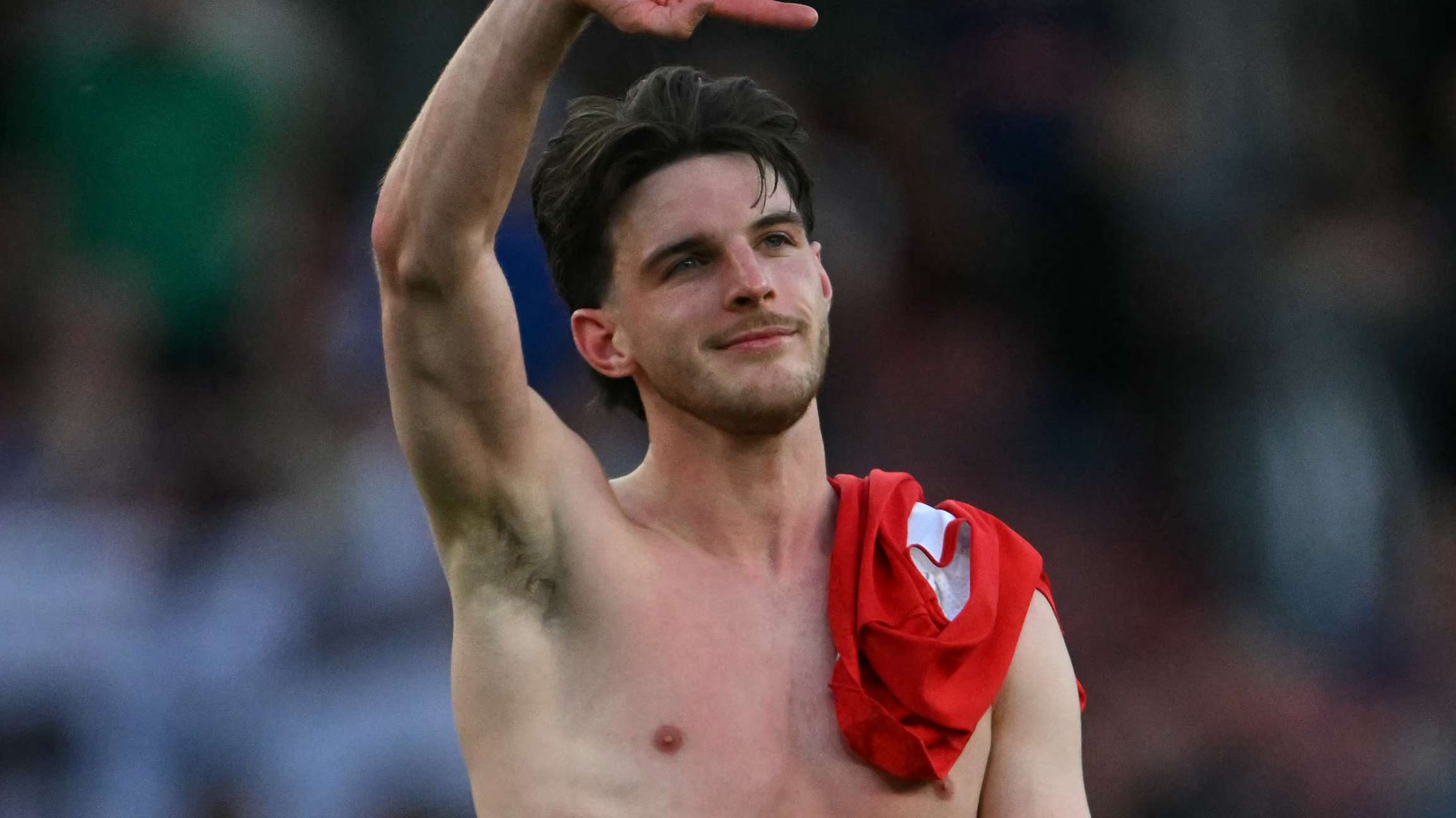 Declan Rice Urges Arsenal to Embrace Pressure in Title Races