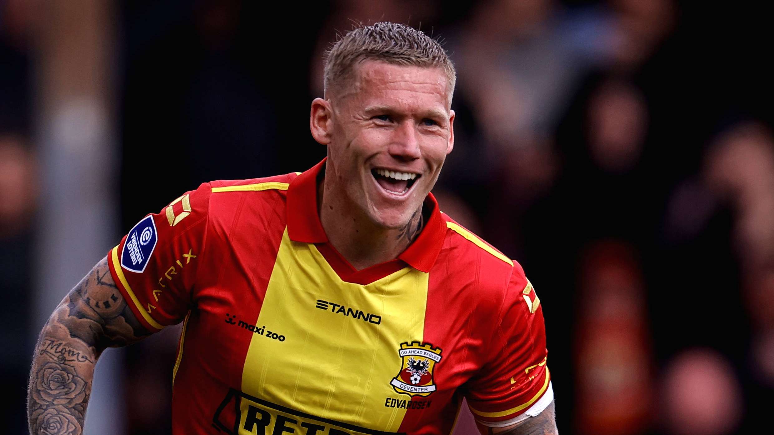 Go Ahead Eagles Dominate IJssel Derby with 5-0 Win Over PEC Zwolle