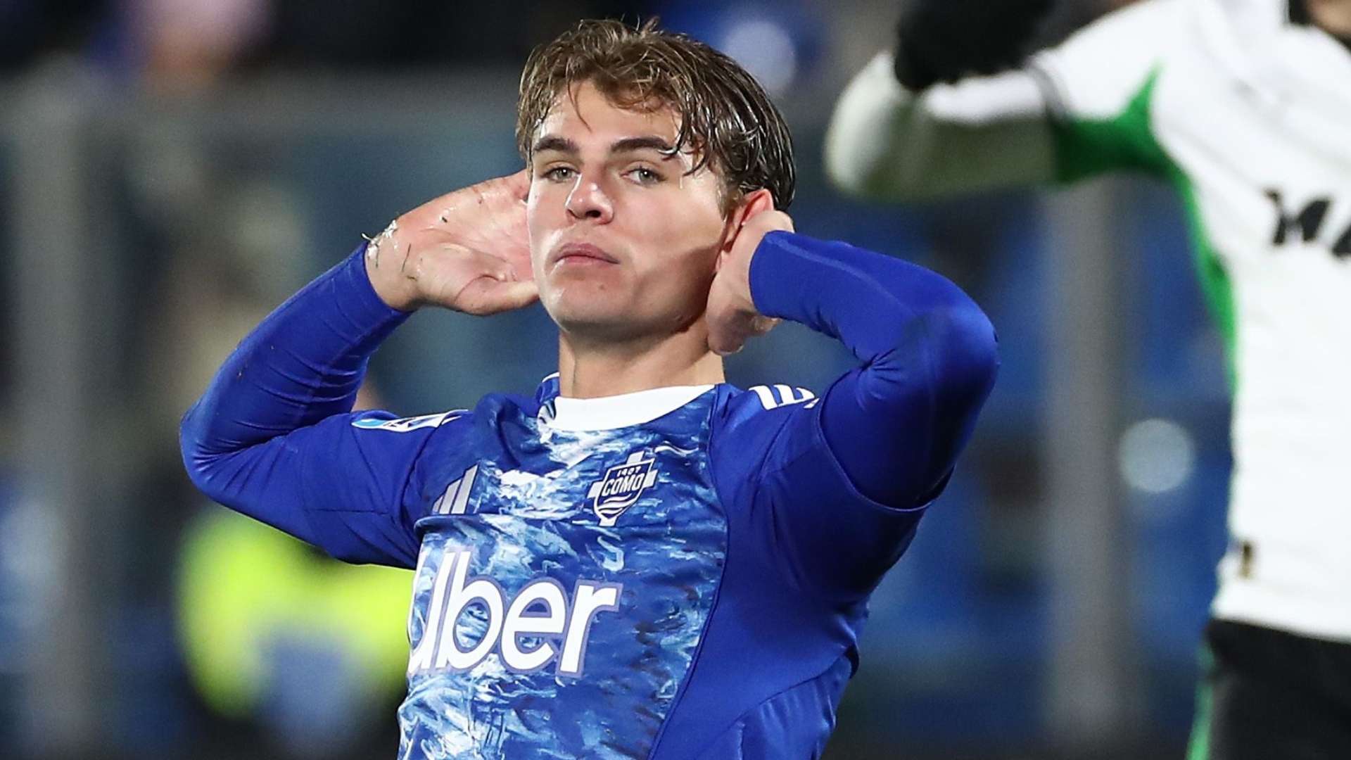 Nico Paz Dismisses Inter Transfer Links, Focuses on Como Future