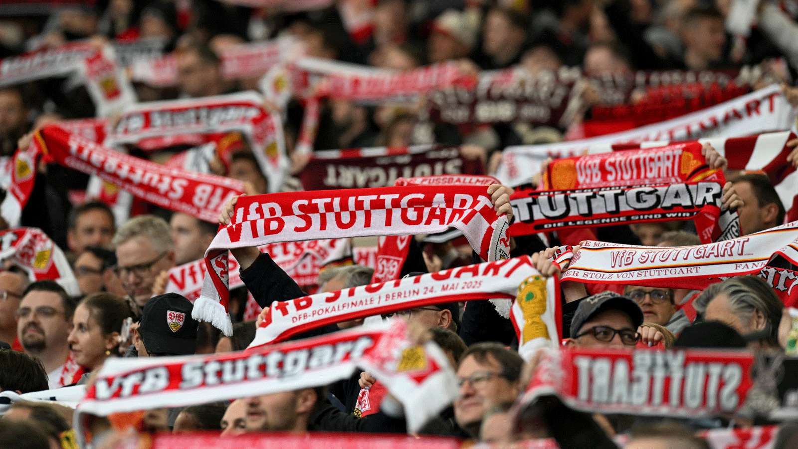 VfB Ultras Attack FCB Fans: Fan Brawl Erupts Before Southern Derby