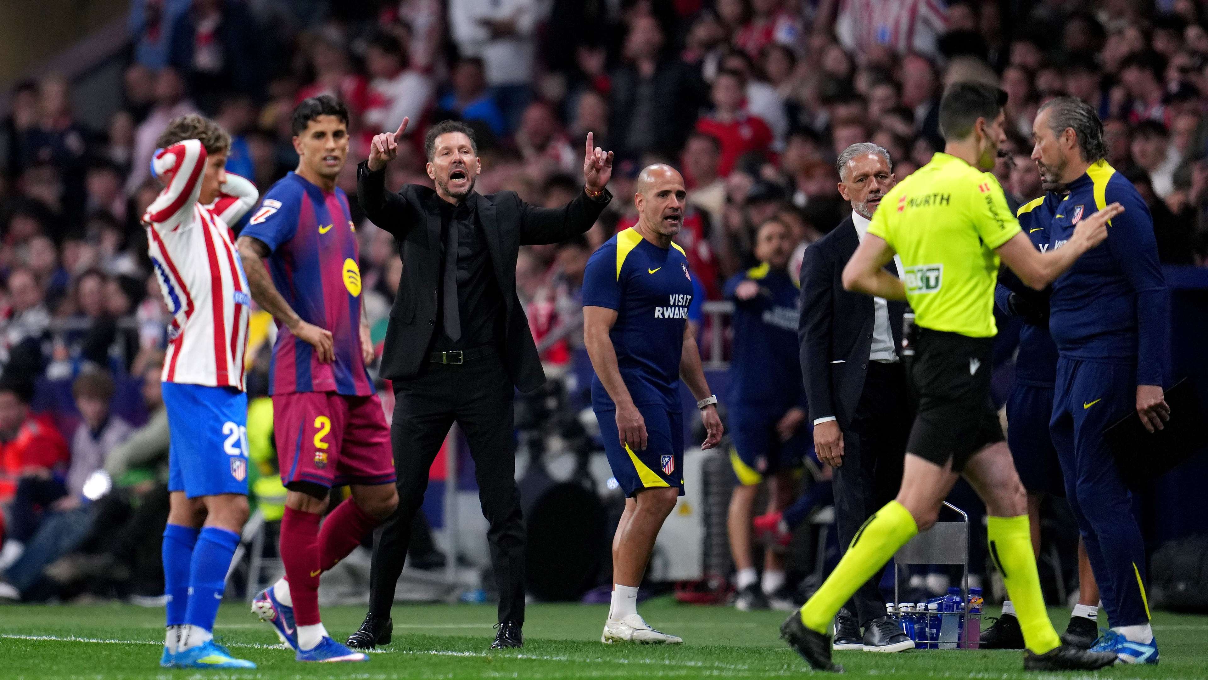 Real Madrid Furious: 10 Controversial Decisions Favor Barcelona