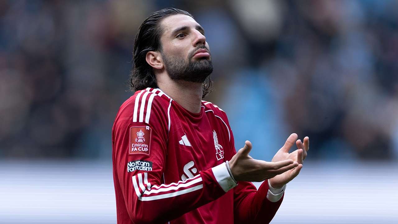 Szoboszlai's Liverpool Future in Doubt Amid Stalled Contract Talks