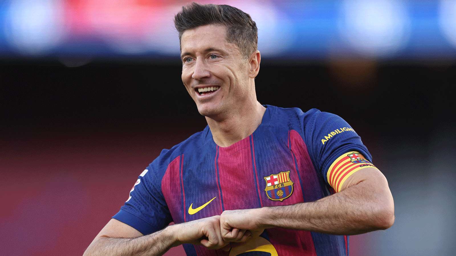 Barcelona Set to Offer Lewandowski One-Year Deal Pending Salary Cut
