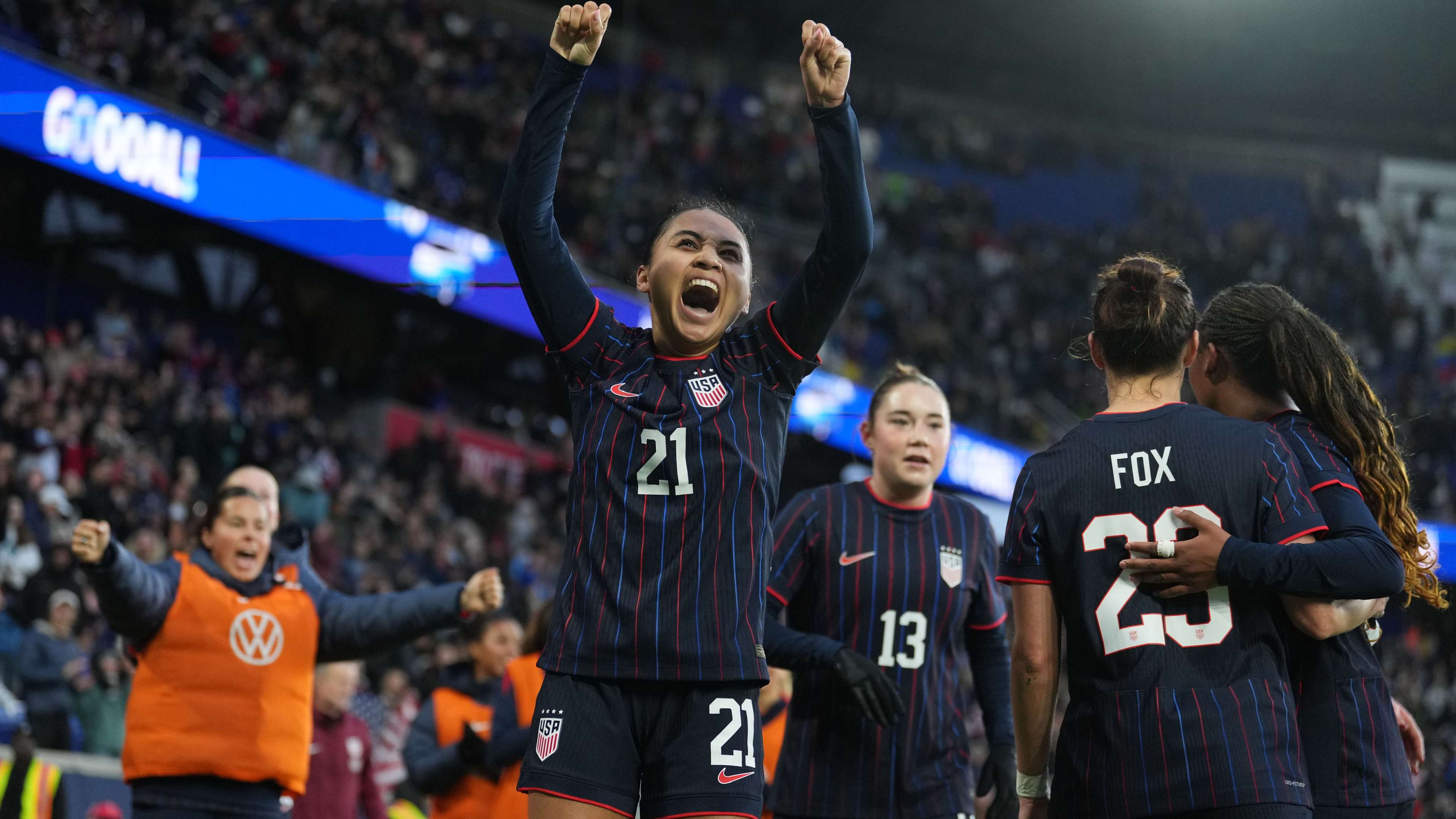 USWNT Hold Firm at No. 2 in Latest FIFA Women's World Rankings
