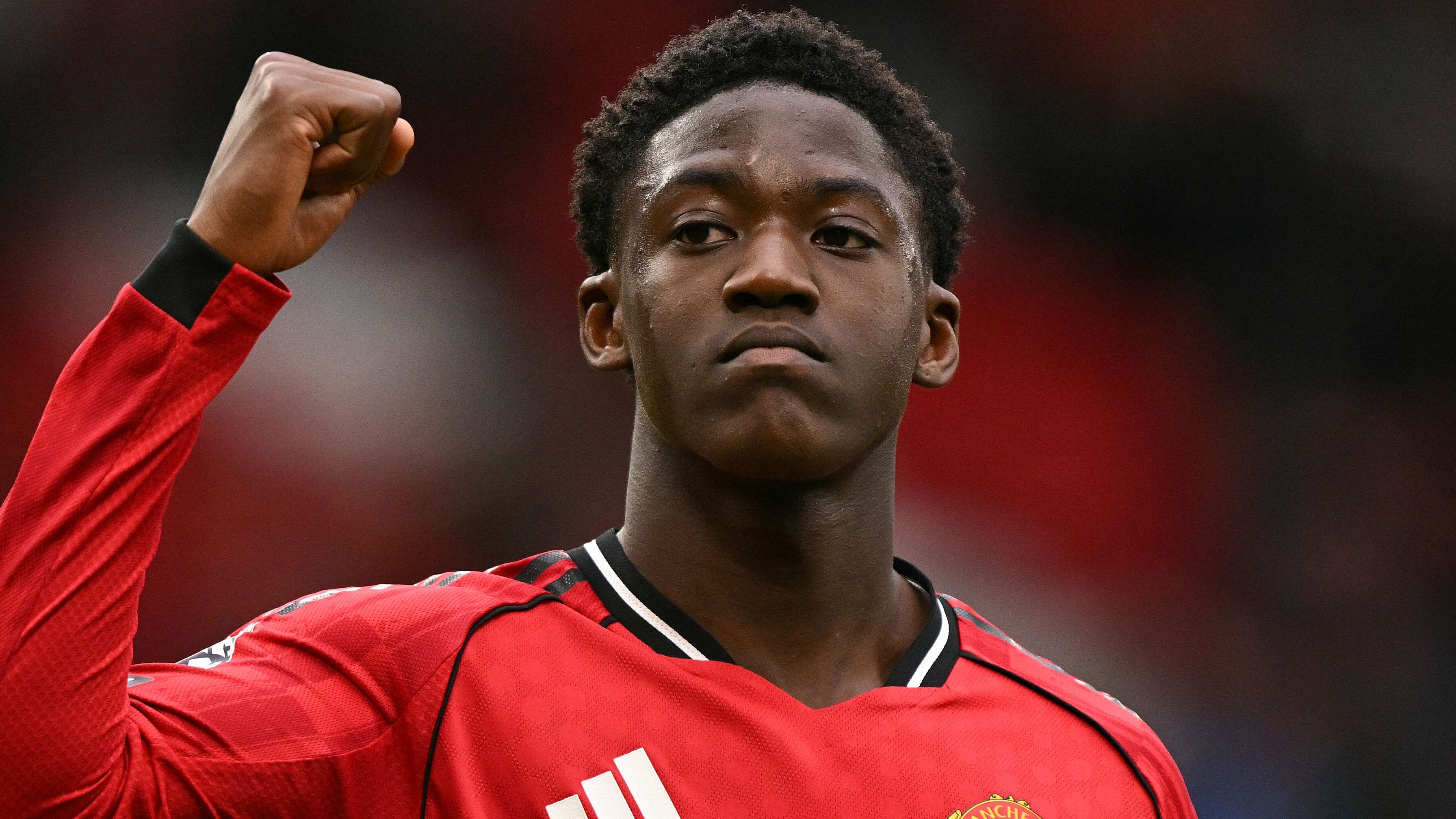 Kobbie Mainoo Agrees New Long-Term Contract with Man Utd