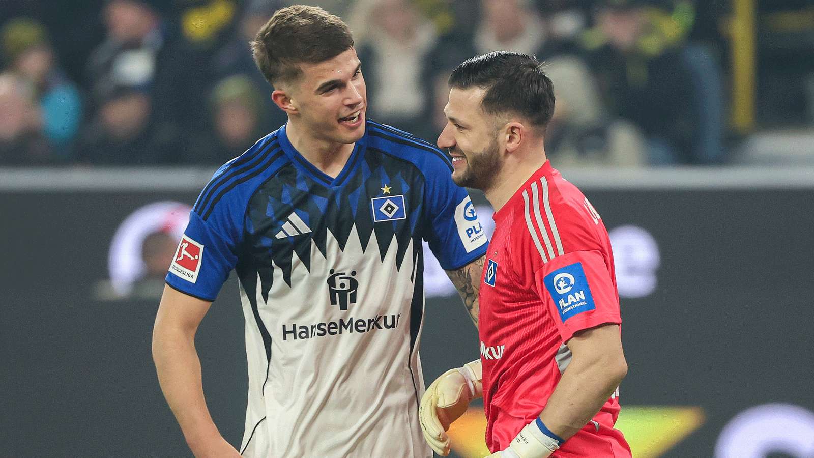 FC Bayern Munich Eyes Daniel Heuer Fernandes as Manuel Neuer Successor