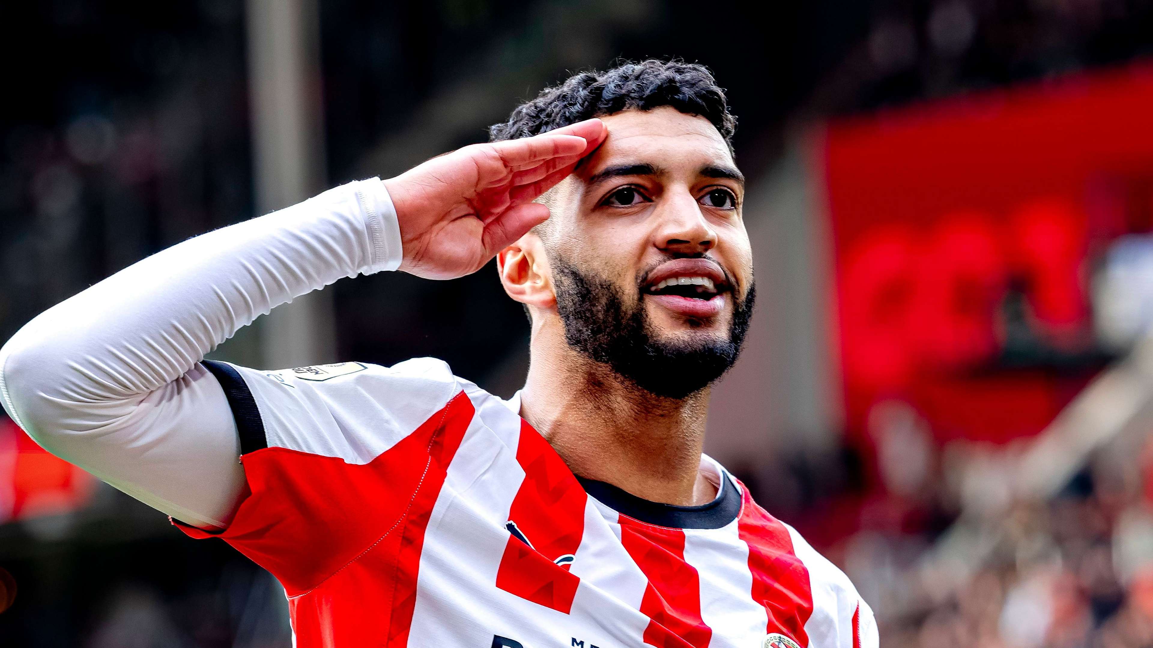 Hiddink Praises PSV's Dominance and Star Player Saibari