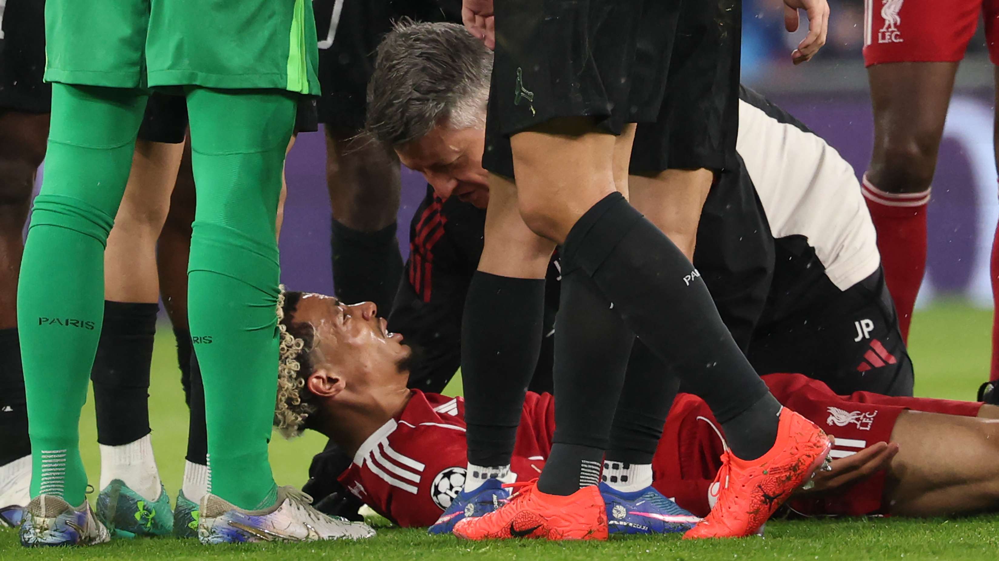 Arne Slot on Hugo Ekitike Injury and Liverpool's Champions League Defeat