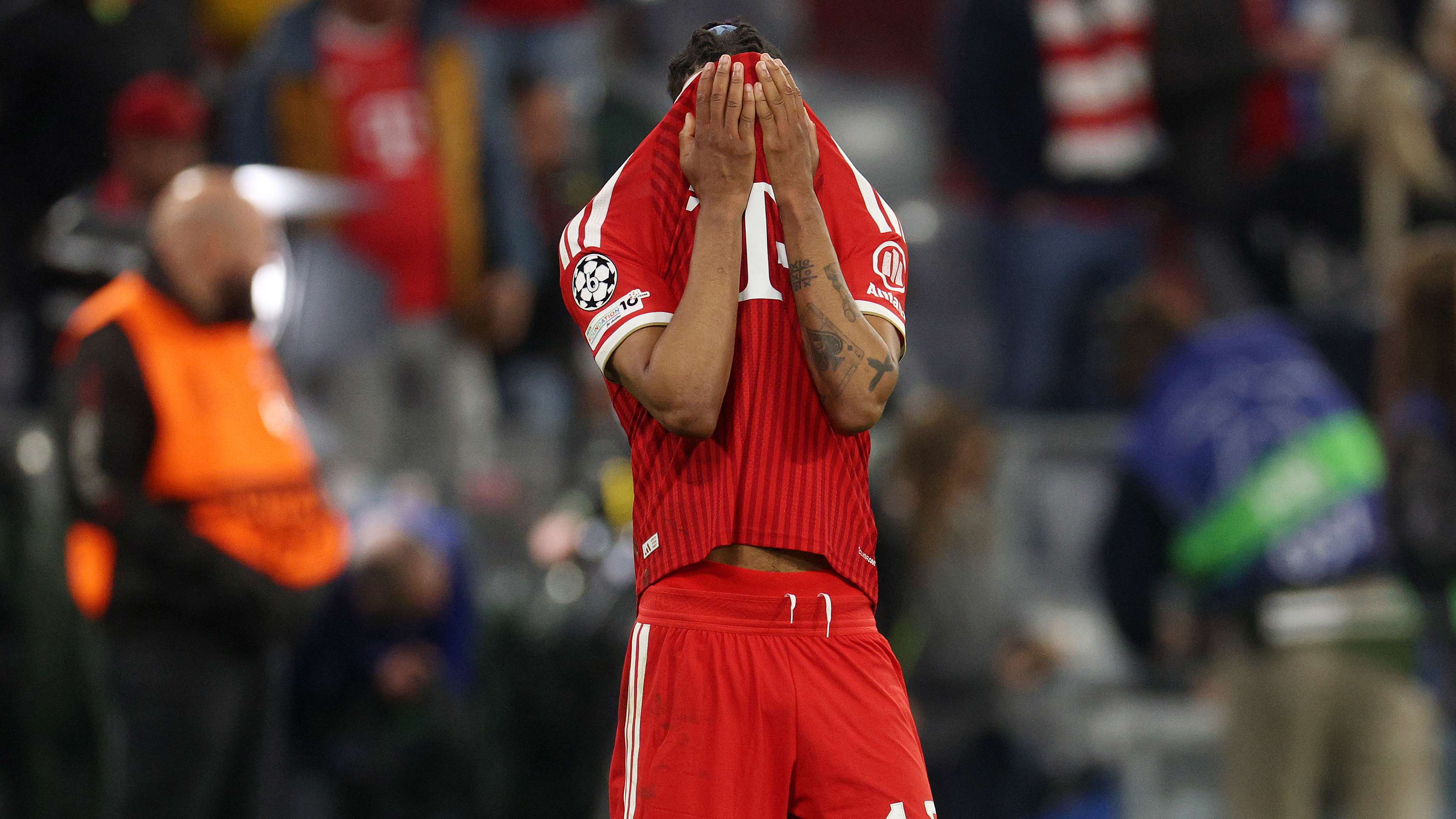 Bayern Munich Stunned by PSG in Record-Breaking Clash