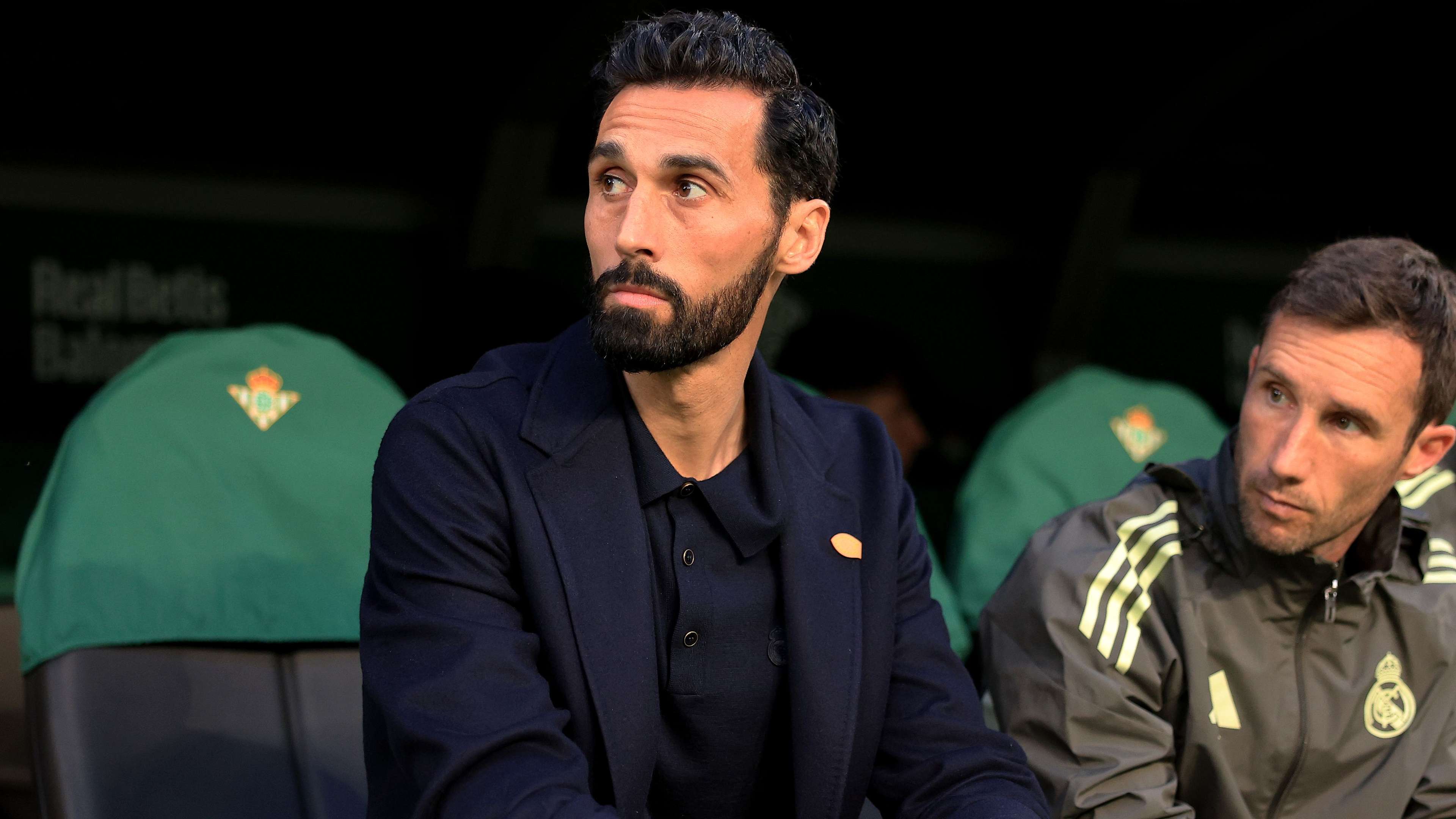 Real Madrid Dressing Room Tensions Rise: 6 Players Snub Arbeloa