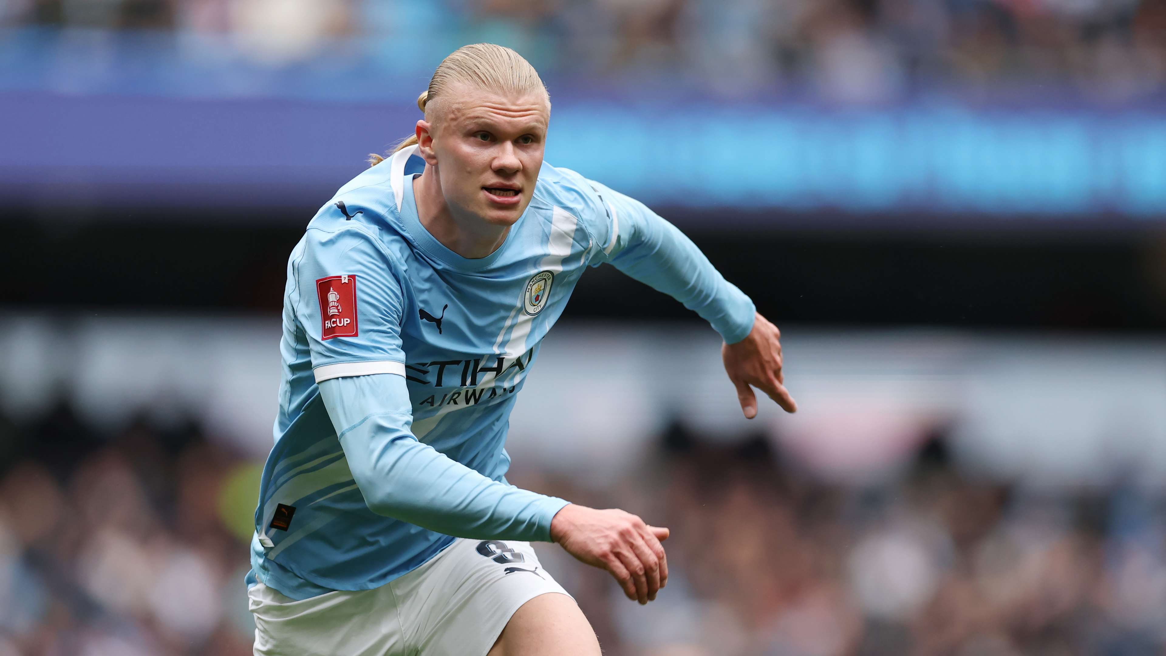 Haaland and Palmer in City's Starting Lineup Against Chelsea