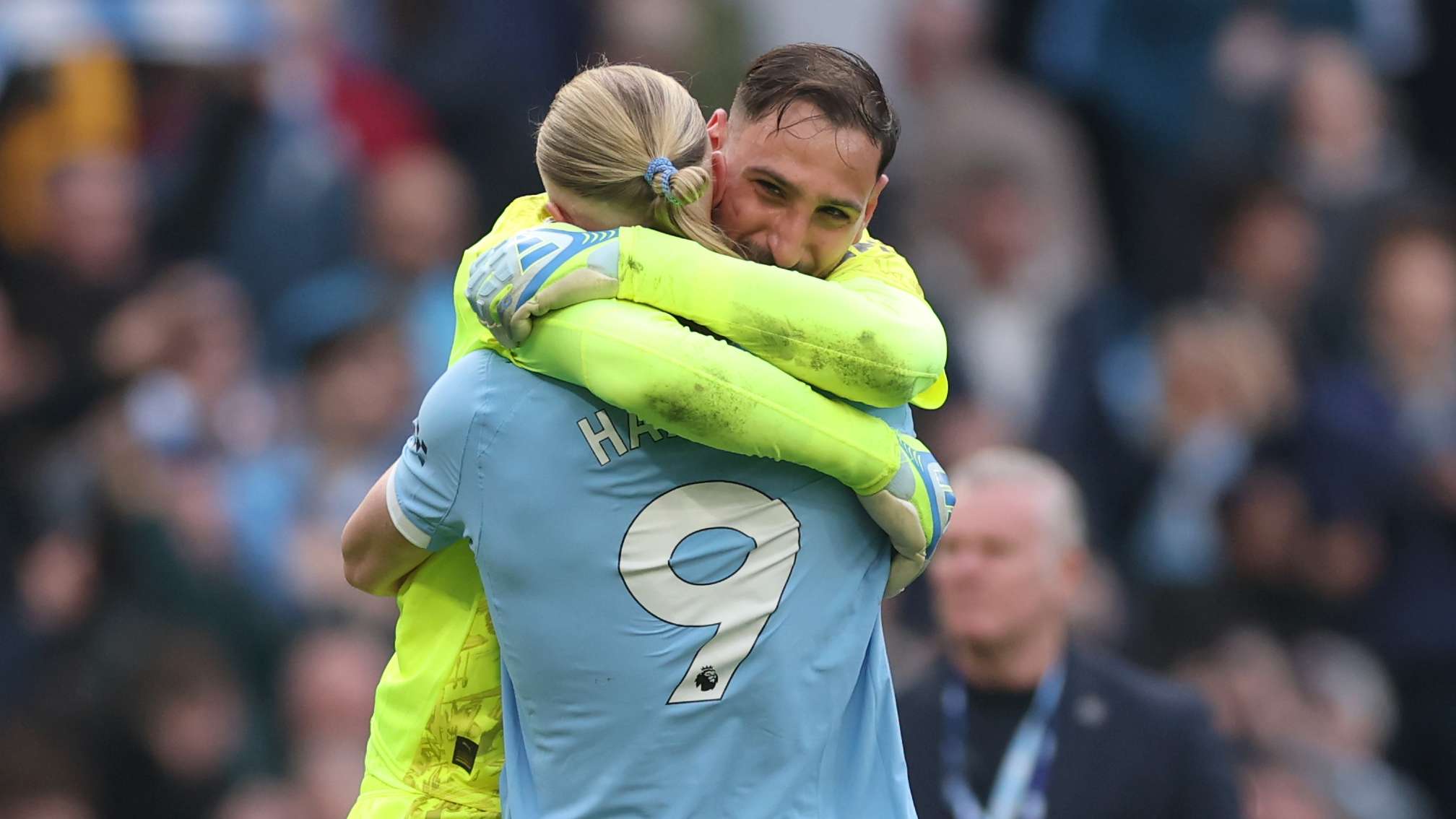 Donnarumma Leaps into Man City Crowd After Arsenal Win