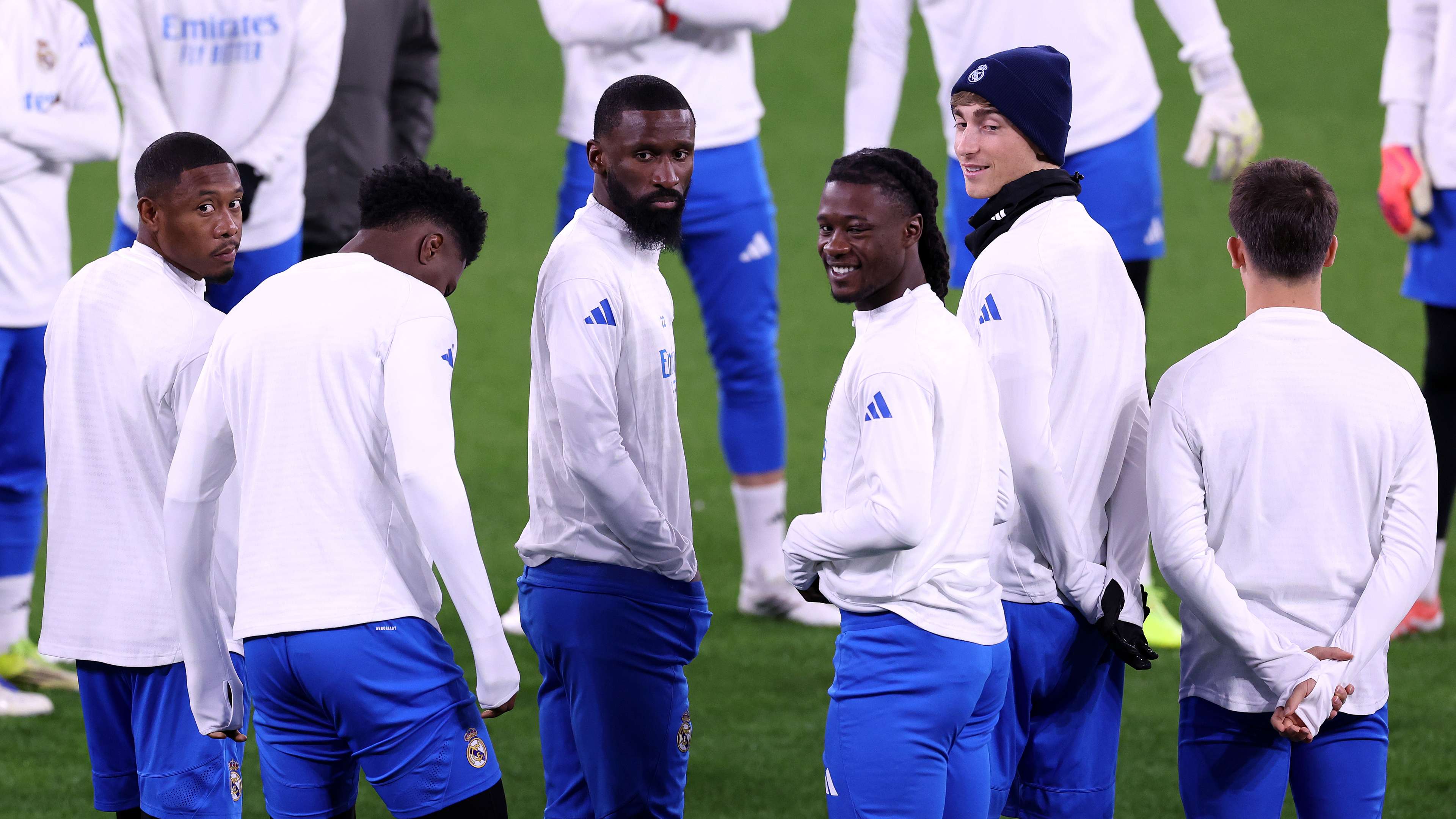 Real Madrid dressing room 'powder keg' amid Antonio Rüdiger rumours