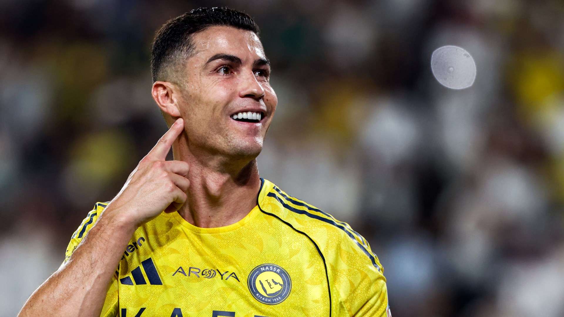 Cristiano Ronaldo Fires Back at Al Ahli Fans with Gesture After Al Nassr Win