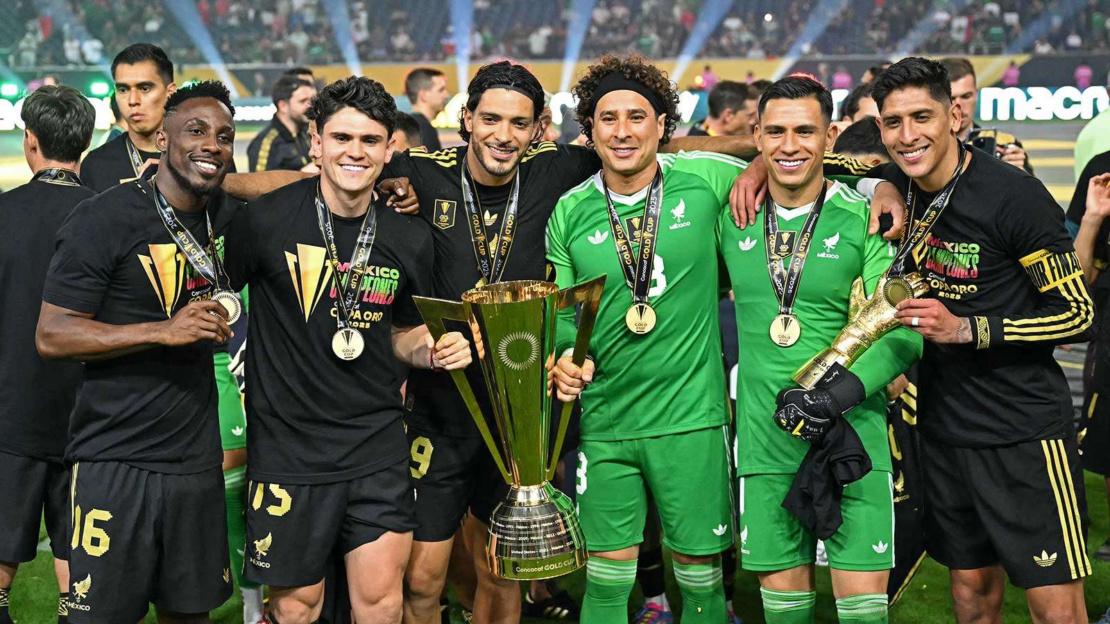 Mexico Threatens to Drop Stars from World Cup Over Squad Selection Row