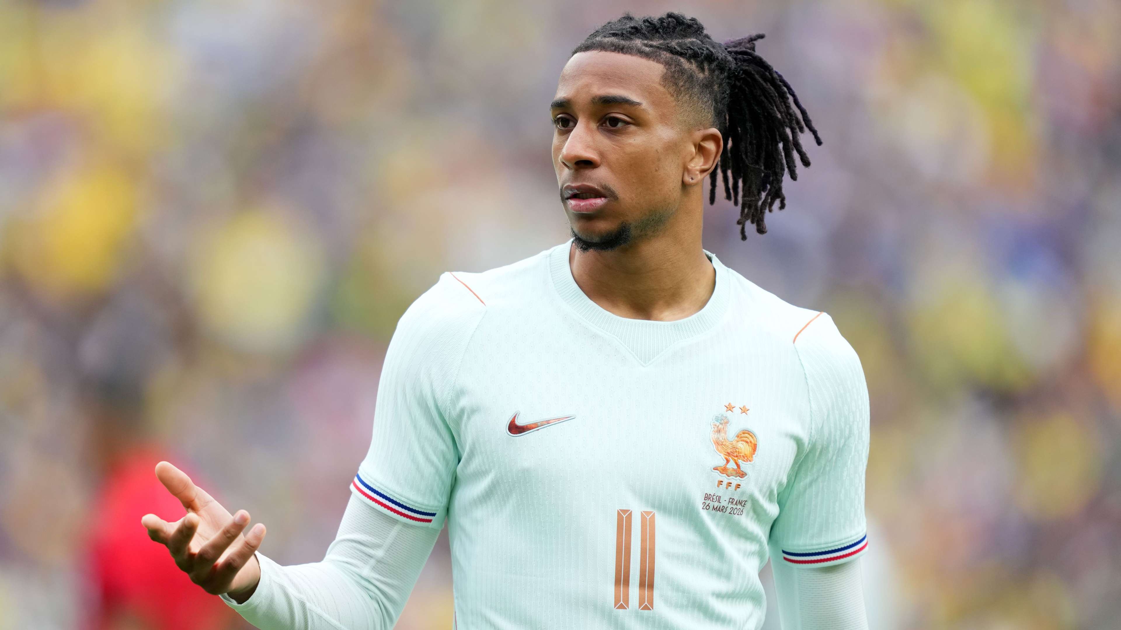 Effenberg urges Olise to stay at Bayern as contract talks loom