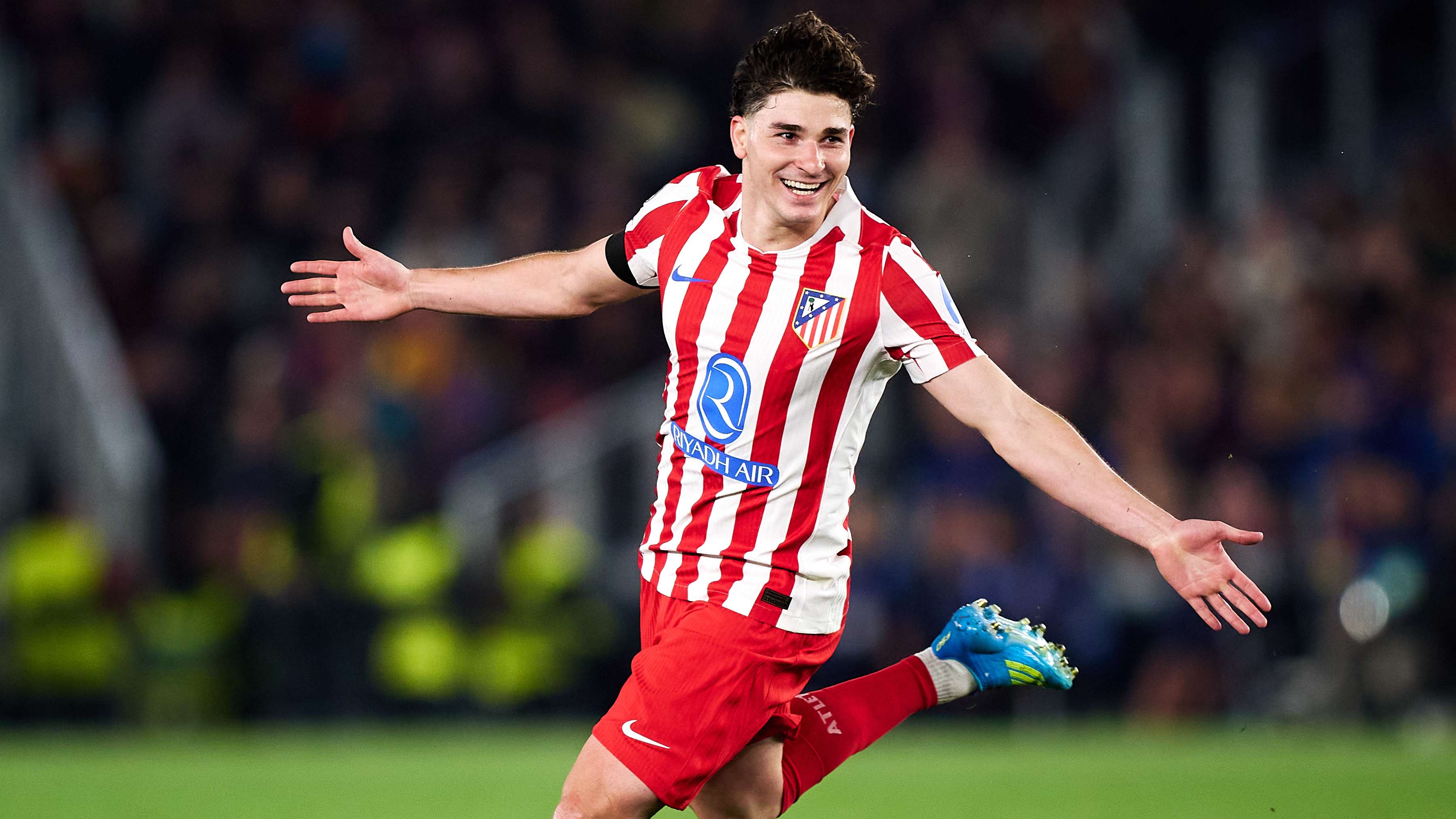 Julian Alvarez Transfer News: Barcelona Preferred Over Arsenal & PSG