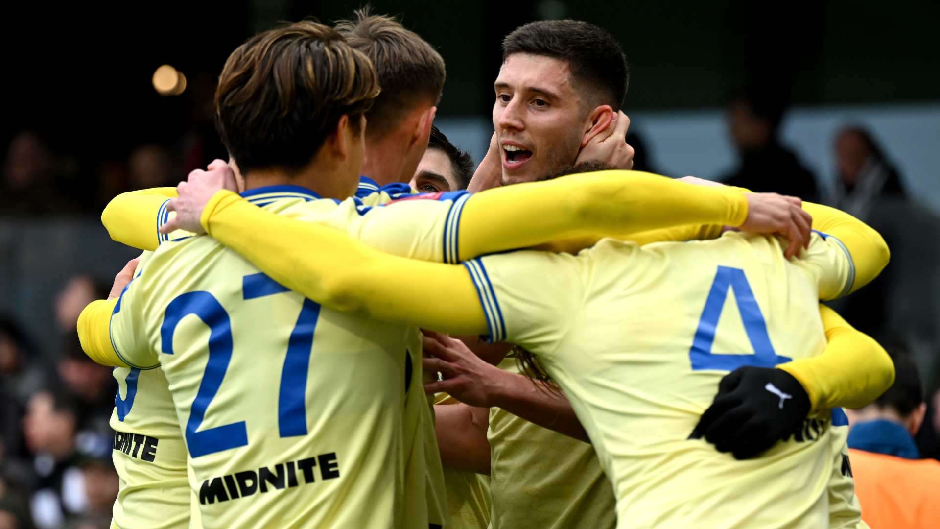 Southampton Wear Yellow Kit Against Man City in FA Cup Semi-Final