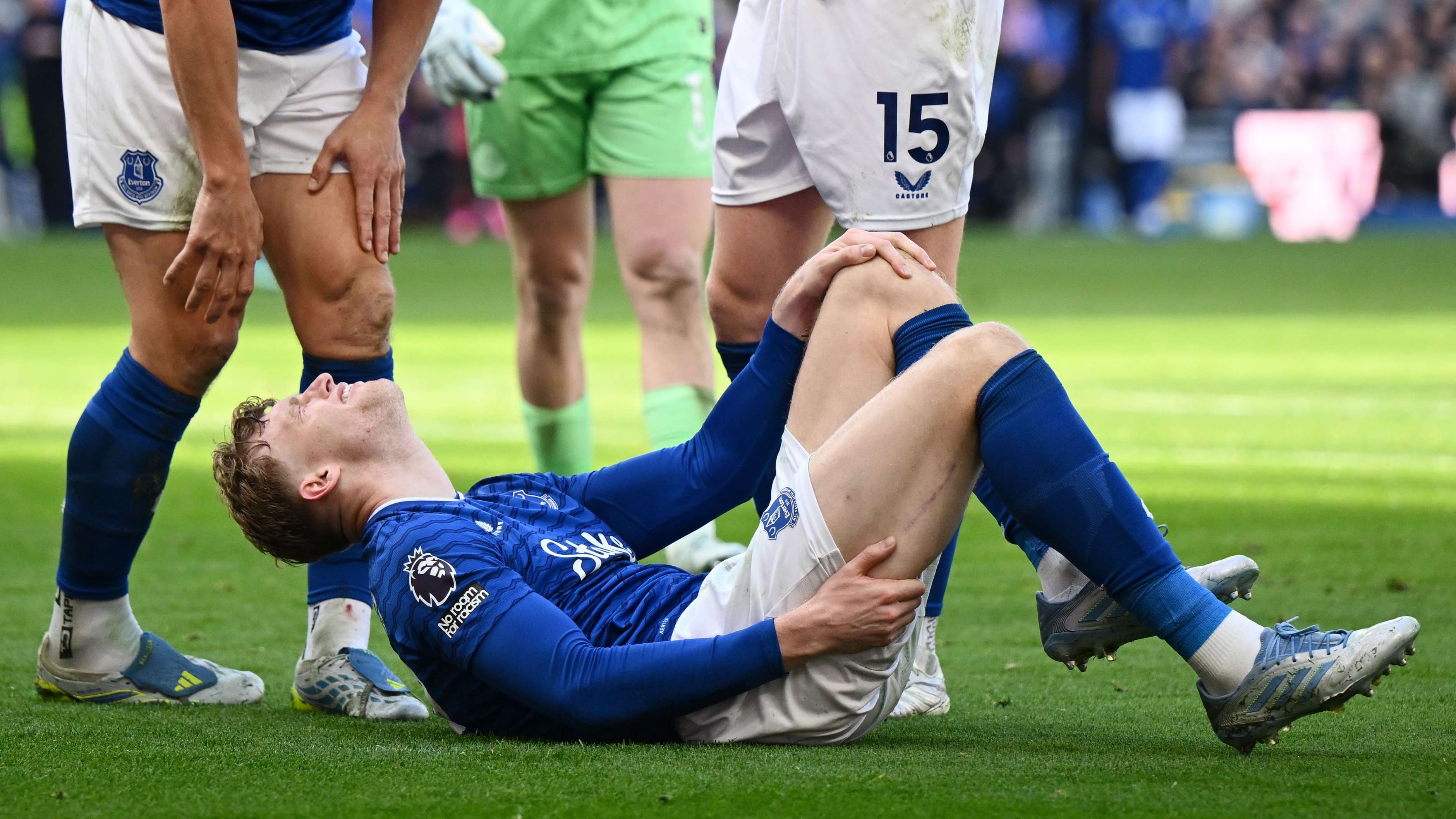 Jarrad Branthwaite Injury Blow for Everton in Merseyside Derby