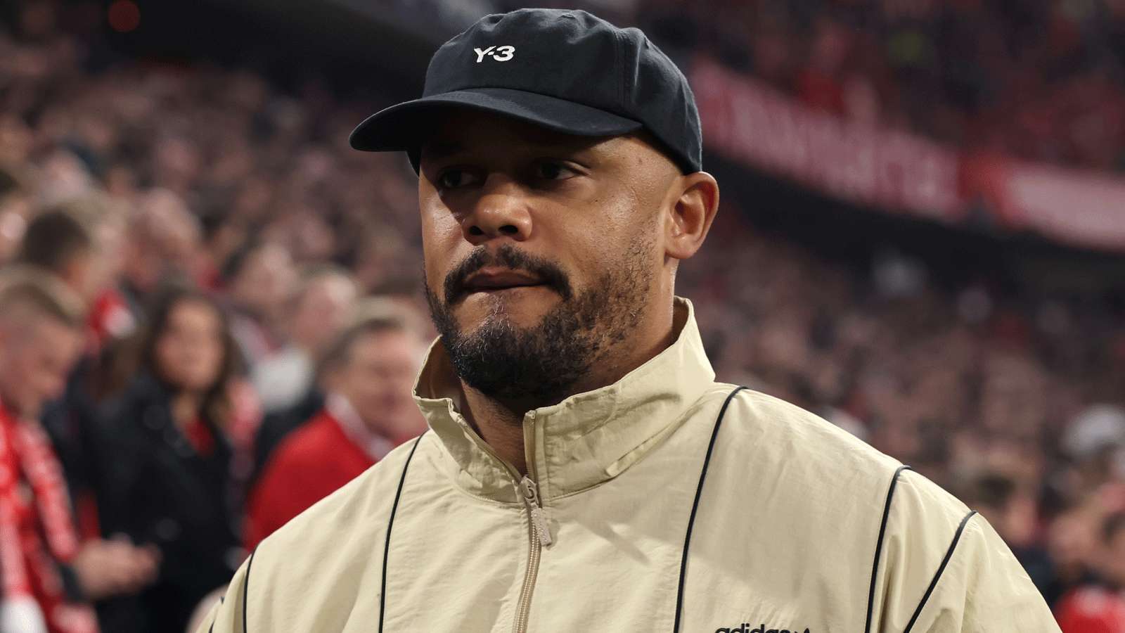 Bayern Munich Player Falls Asleep During Vincent Kompany's Team Talk