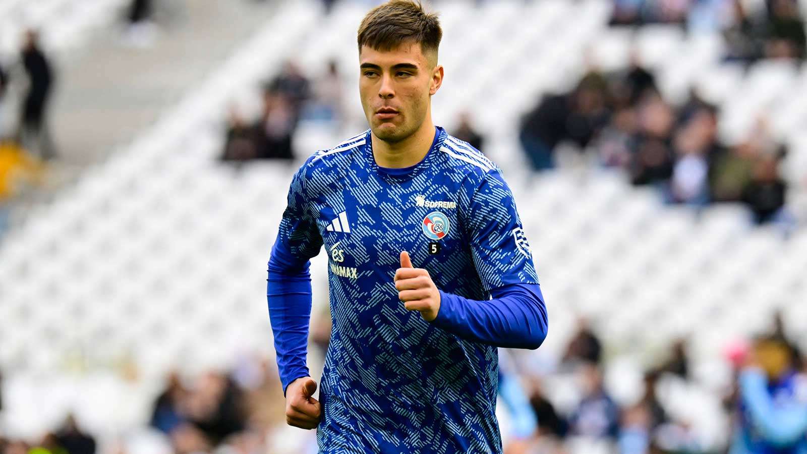 Aaron Anselmino's Turbulent Journey: From BVB to Racing Strasbourg